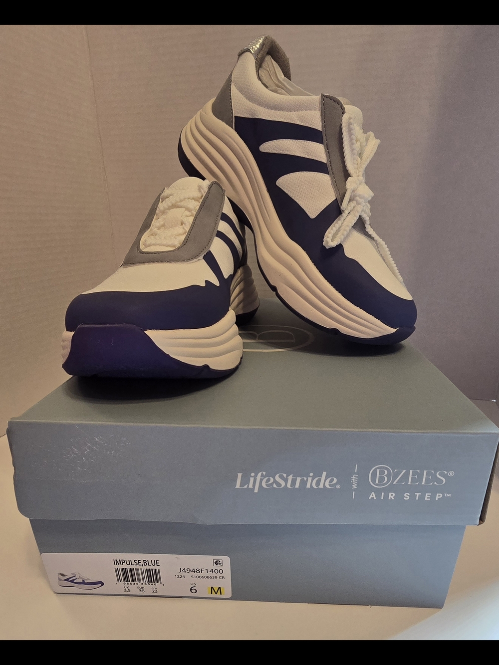 Bzees Impulse - Blue With Air Step Size 6